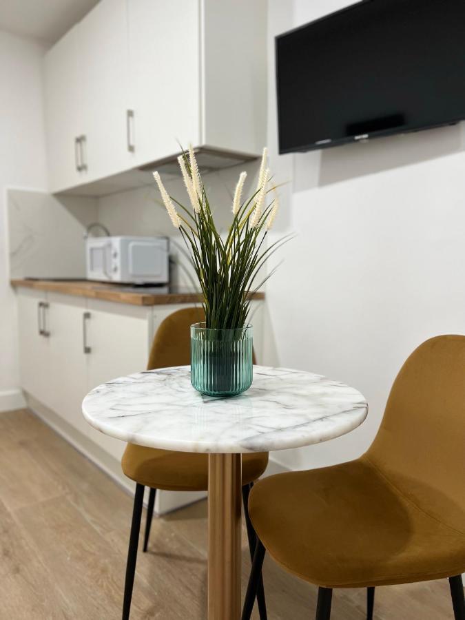 Crysoyle Apartment Barcelona Next To Camp Nou L'Hospitalet de Llobregat Exterior foto